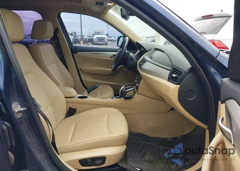 2015 BMW X1 Sdrive28I z USA, uszkodzony, nr VIN WBAVM1C50FV498572